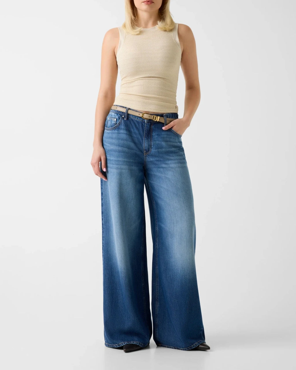 Guess - Top Sl Francine Smock Hotf