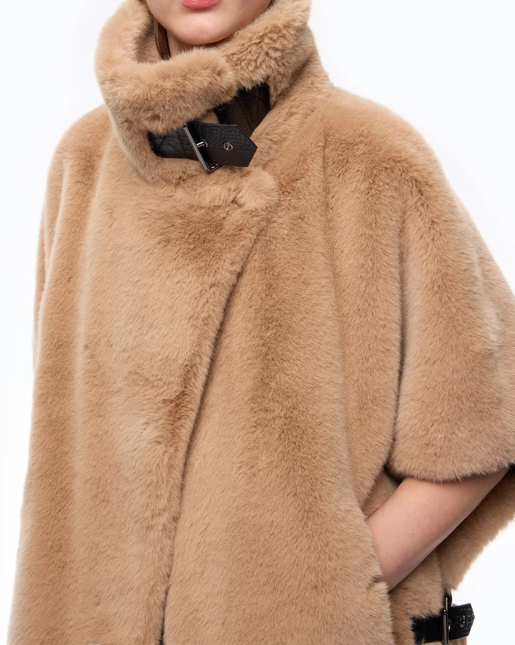 Pinko - New Comodino Cappa Aspen