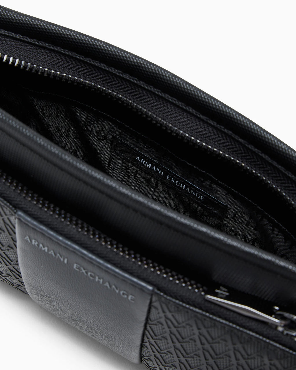 Armani Exchange - Pochette