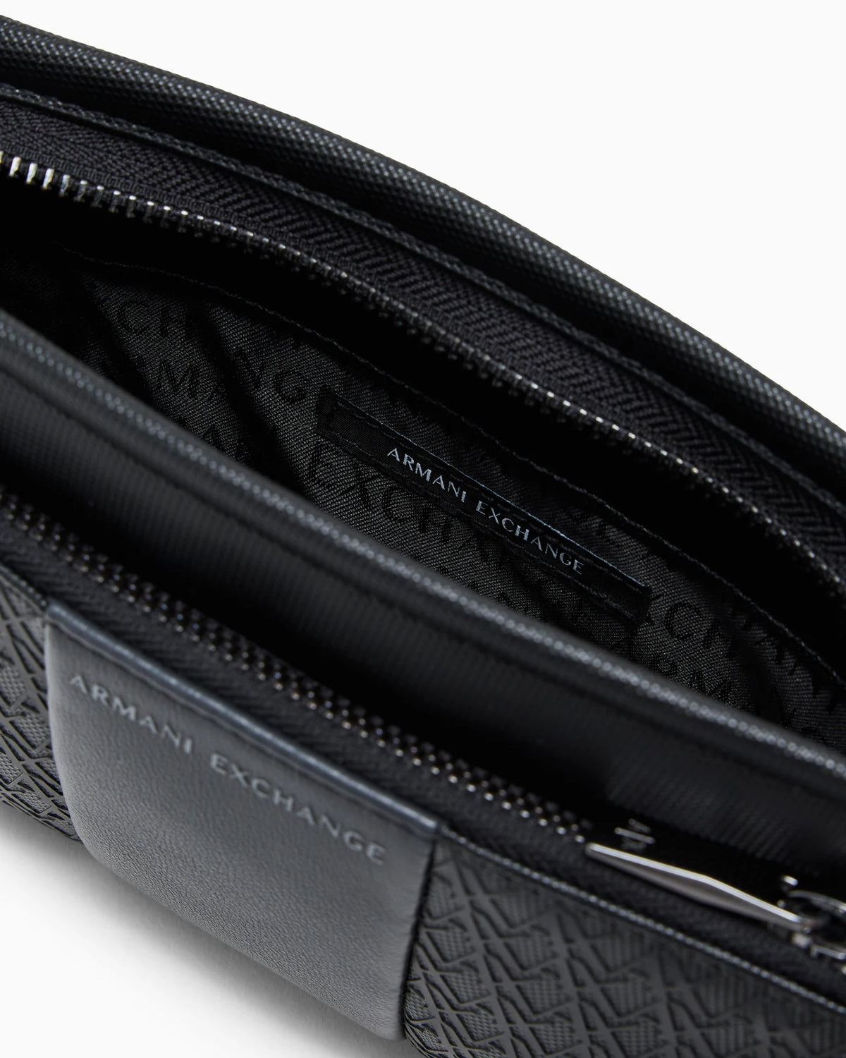 Armani Exchange - Pochette