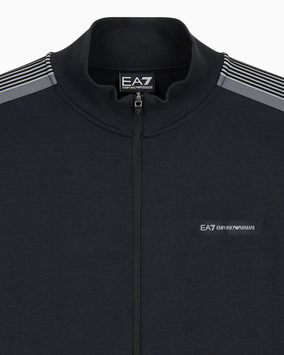 EA7 - Tuta